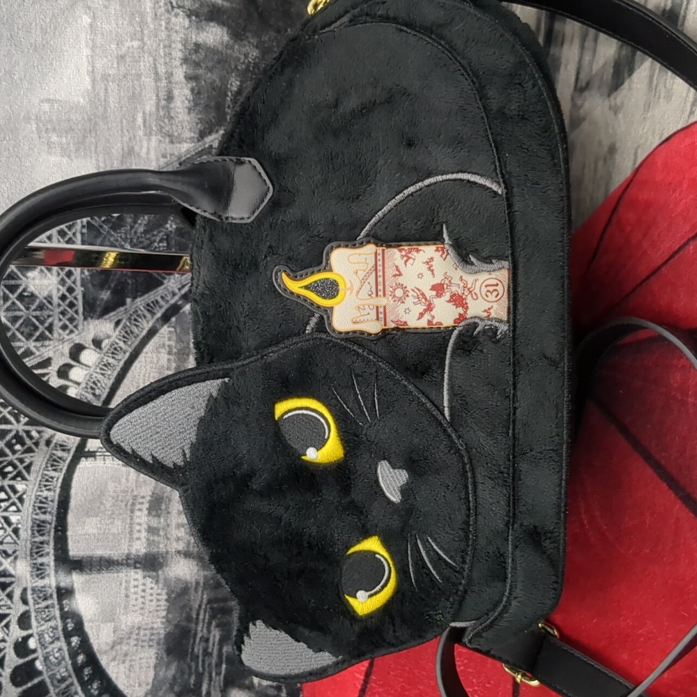 Hocus Pocus Thackery Binx The Cat Purse - Picture 2 of 16